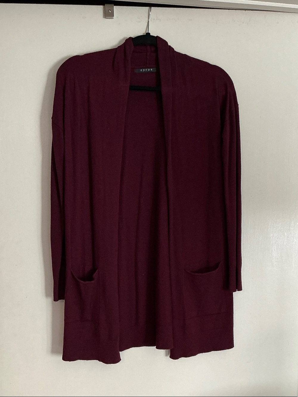Cyrus Open-Front Women's Cardigan Sweater in Wine